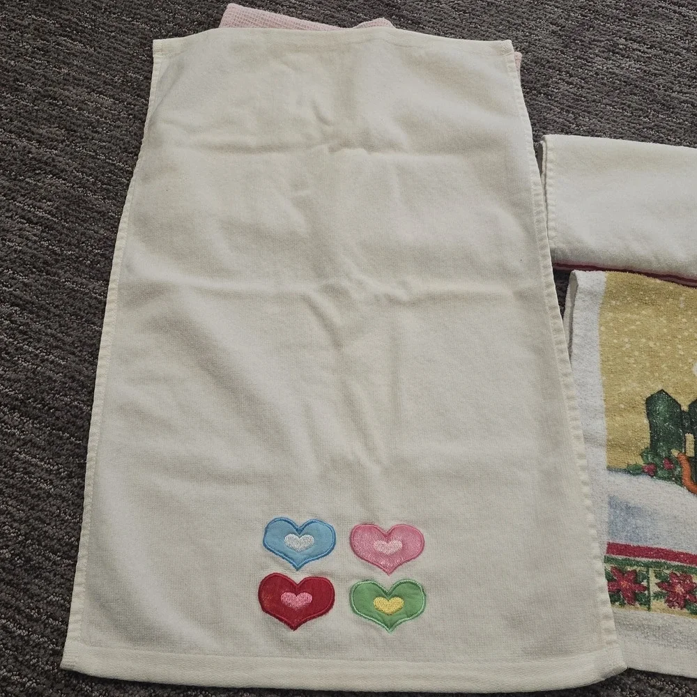 Vintage Holiday Kitchen Hand Towels Lot Christmas Valentines Spring Easter Bunny